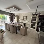 Seaview 6 Bedroom & Private Pool