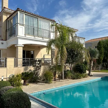Seaview 6 Bedroom & Private Pool Лимасол