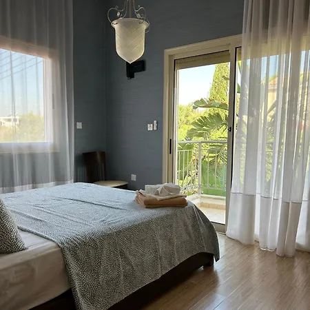 Seaview 6br With Heated Pool, & Private Cinema Limisso