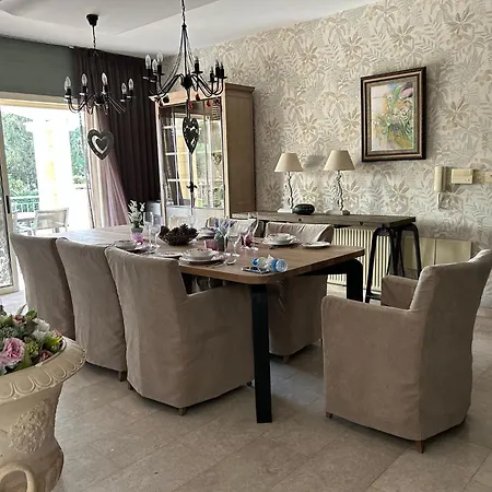 Villa Seaview 6br With Heated Pool, & Private Cinema
